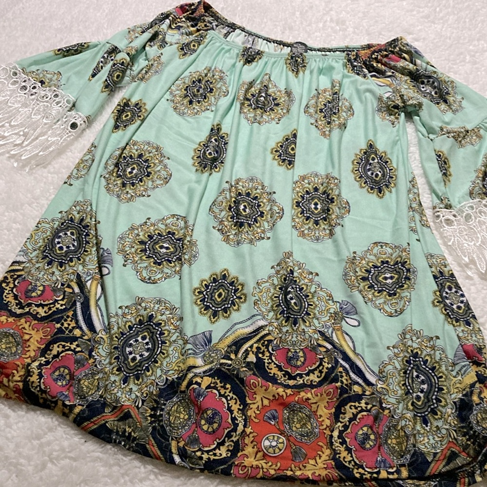 Win Win Half Sleeve Tunic, sz Large - XLarge